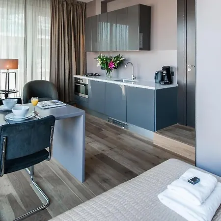 Апартаменты Short Stay Group City Park Serviced Apartment Amsterdam *